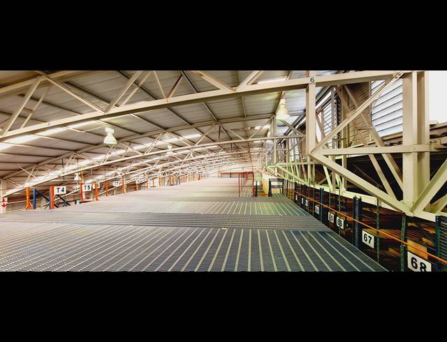 2,543M² WAREHOUSE FOR SALE IN OLIVEDALE